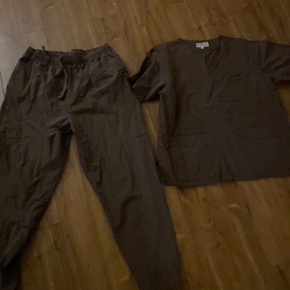 Womens Bundle of Scrubs - Picture 1 of 2